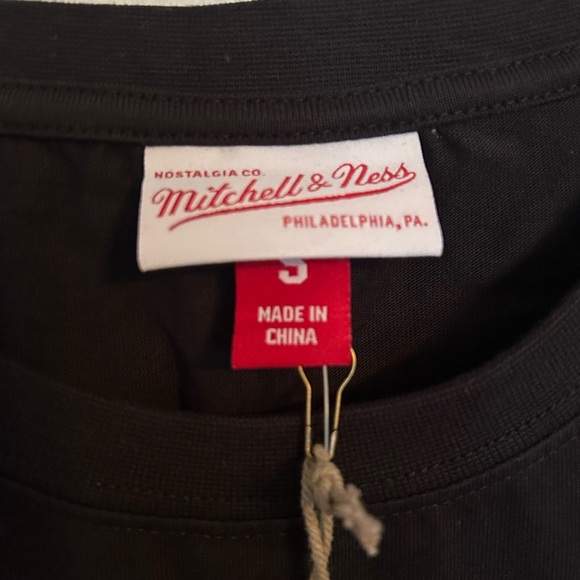 Mitchell & Ness Cooperstown Collection LA Dodgers Black T-Shirt Size Small NWT - Picture 7 of 7